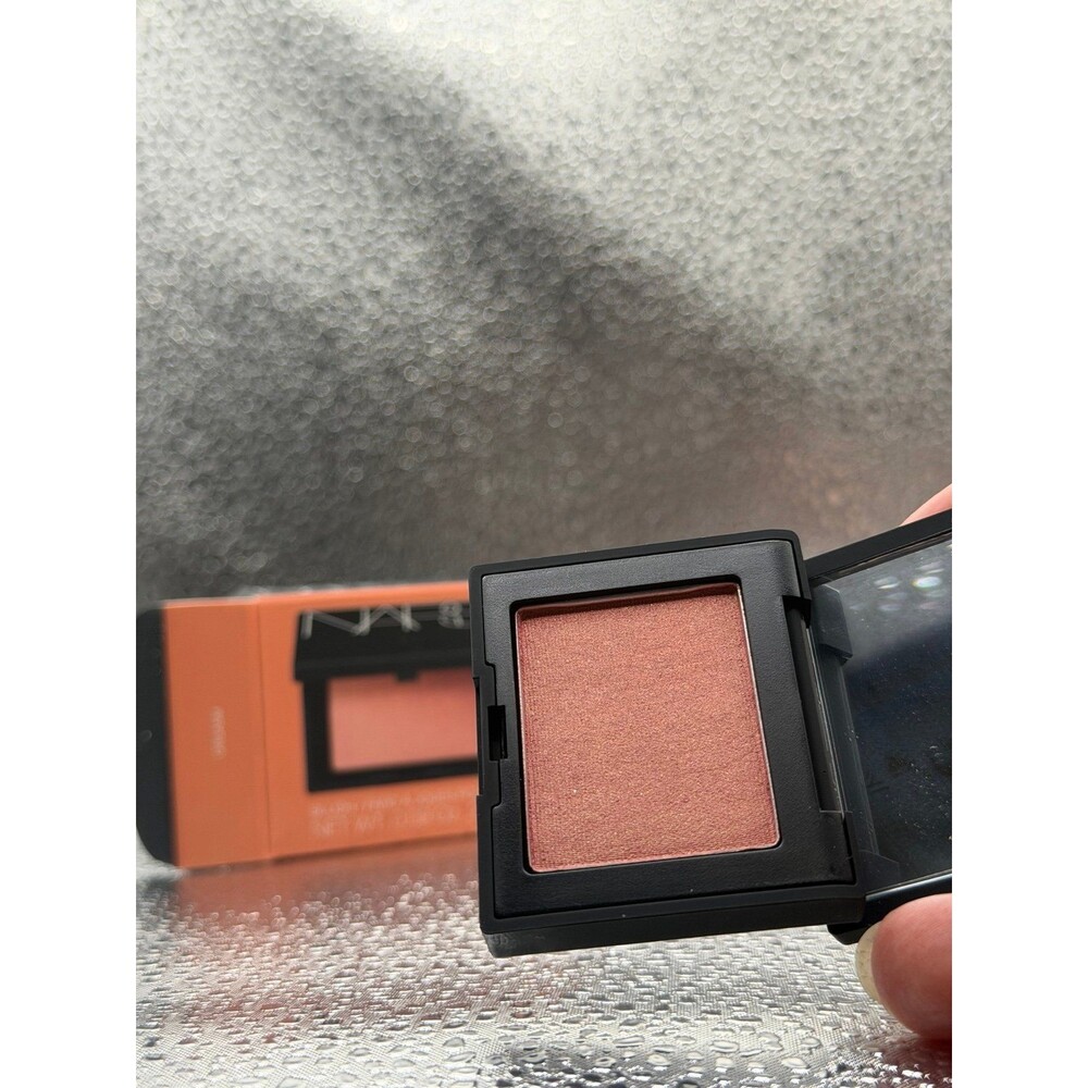 NARS Mini Powder Blush in shade Orgasm